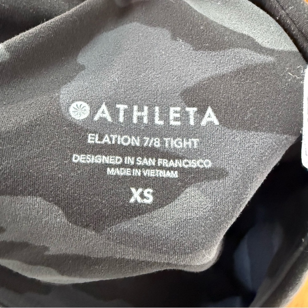 Athleta Elation 7/8 Tight Legging Black Camo Size XS Sporty Yoga Athletic Casual - Picture 11 of 11